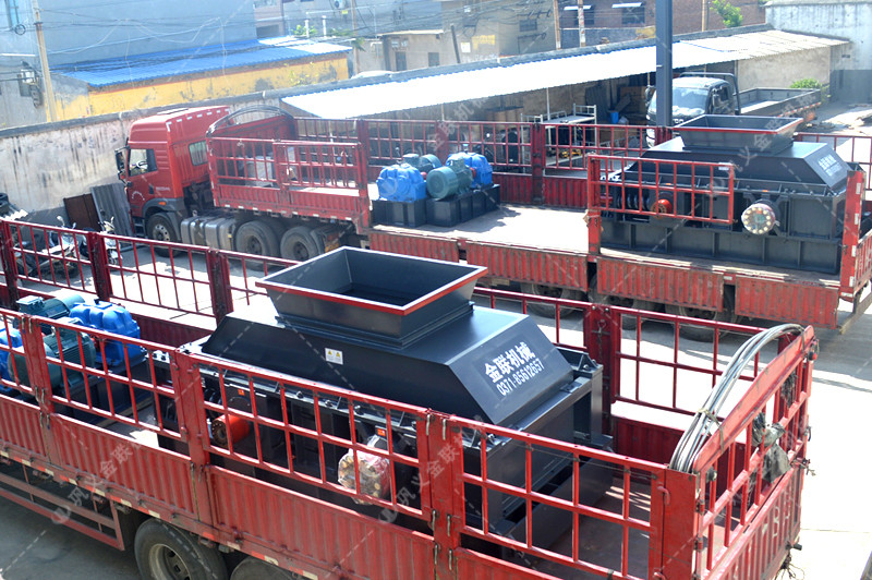 雙輥破碎機(jī)|雙光輥破碎機(jī)|雙齒輥破碎機(jī)|雙輥式破碎機(jī)廠家提供價格|型號參數(shù) 雙輥破碎機(jī)|雙光輥破碎機(jī)|雙齒輥破碎機(jī)|雙輥式破碎機(jī)廠家提供價格|型號參數(shù)