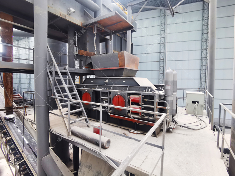 如何操作液壓對輥制砂機以達到較佳破碎效果？