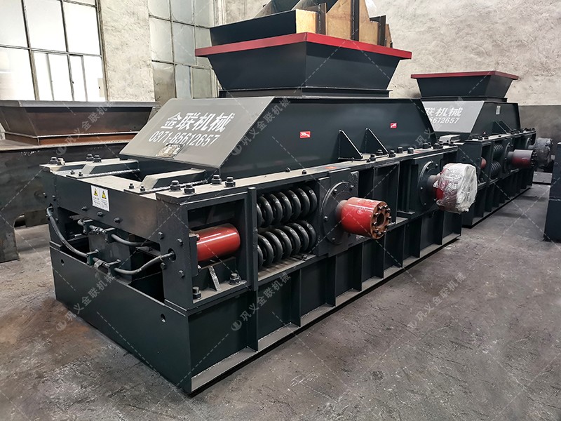 對輥破碎機(jī)為何能成為破碎領(lǐng)域的“效率之星”？